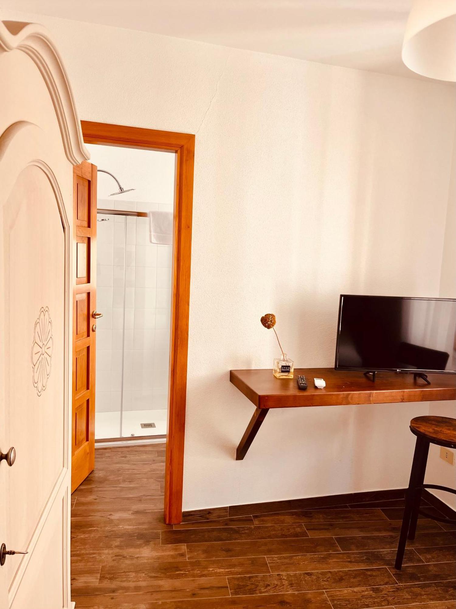 Carrales Guest House Nuoro  Exterior photo